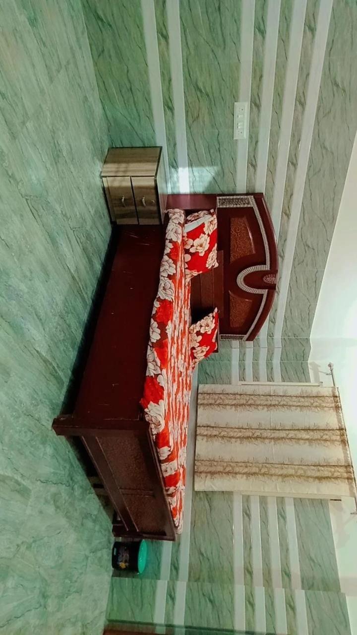 Shri Radha Nikunj Hotel Vrindāvan Exterior photo